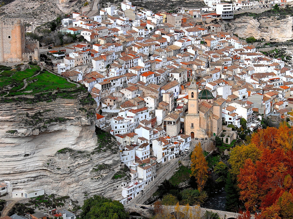 Dónde dormir en Alcalá del Júcar: 7 hoteles con encanto (Guía 2025)