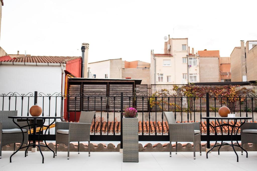 Terraza de Apartamentos Massò  – Apartamentos con terraza y cocina